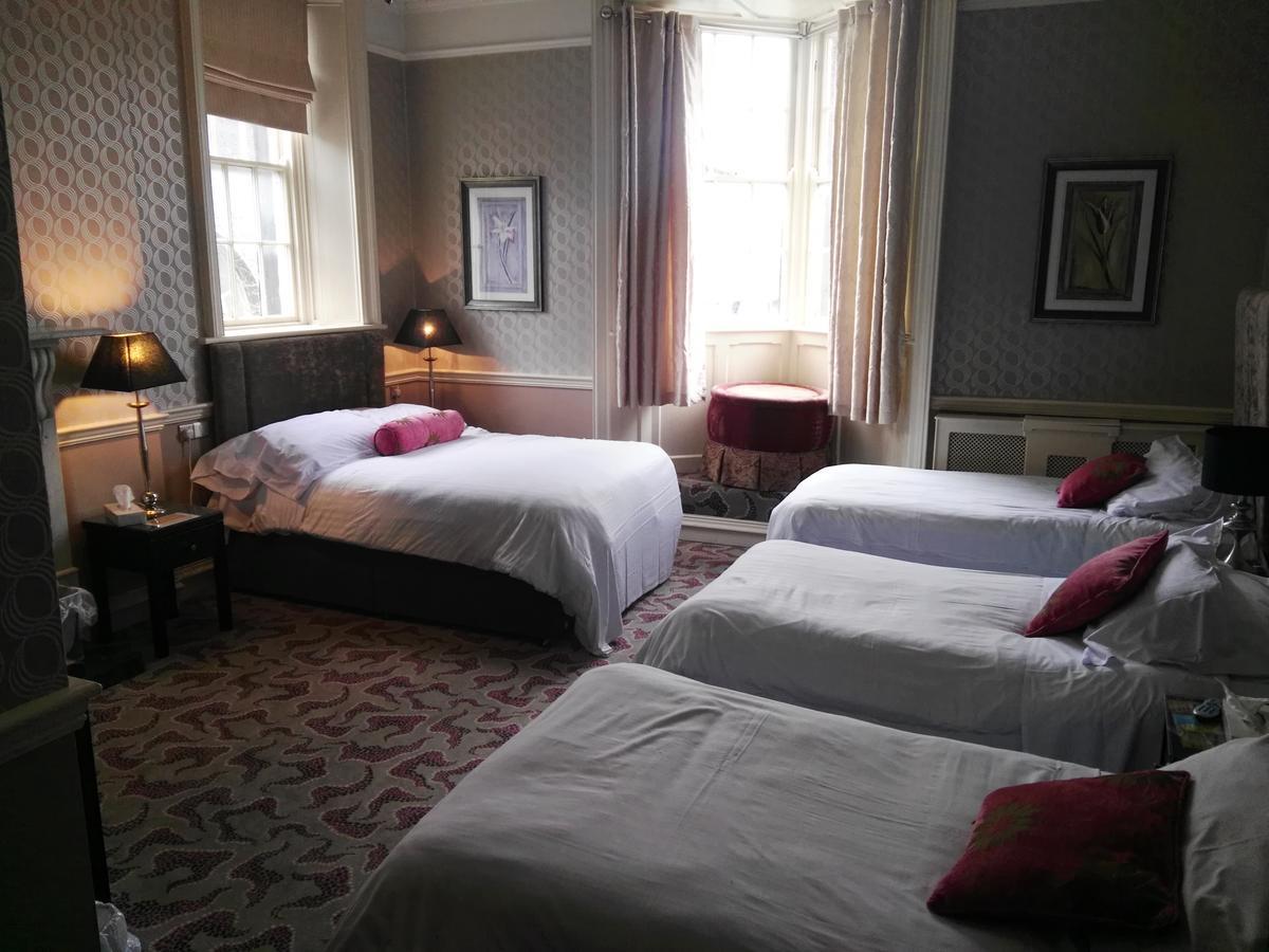 Naas Court Hotel Екстериор снимка